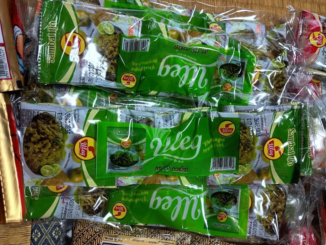 ULEG サンバル- グッデイ・インスタント・コーヒー&神戸Bumbu Aduk