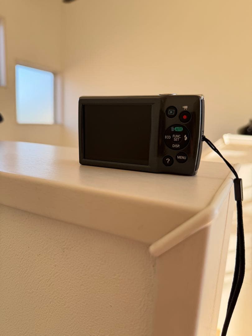 ◽️美品　Canon IXY130 コンパクトPC2053 デジタルカメラグ