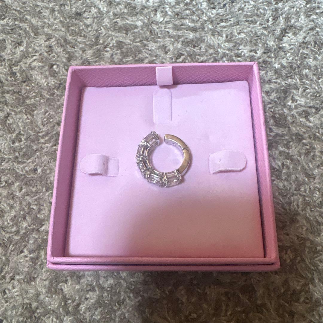 Swarovski スワロフスキー Millenia 、片耳イヤーカフ