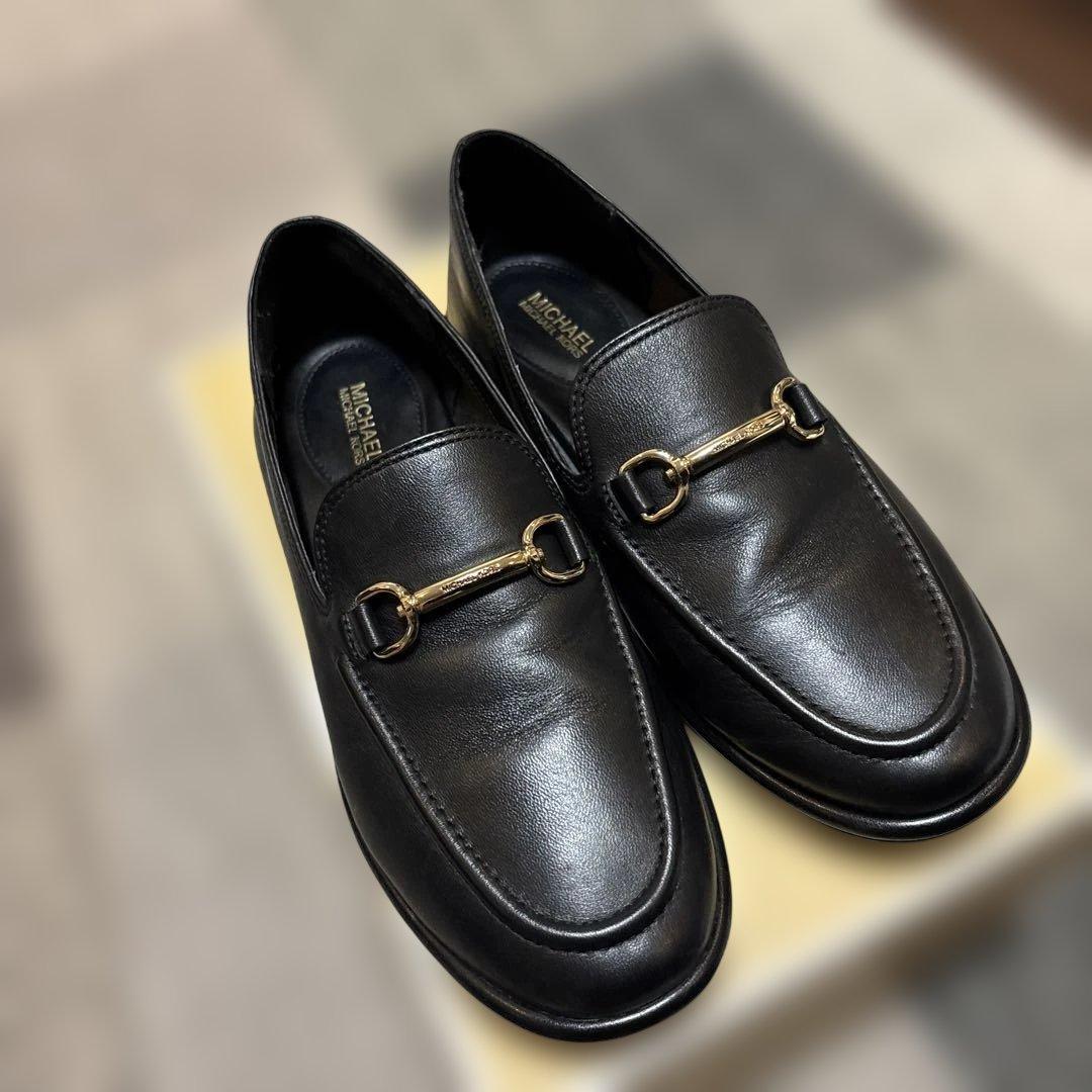 マイケルコース ローファー