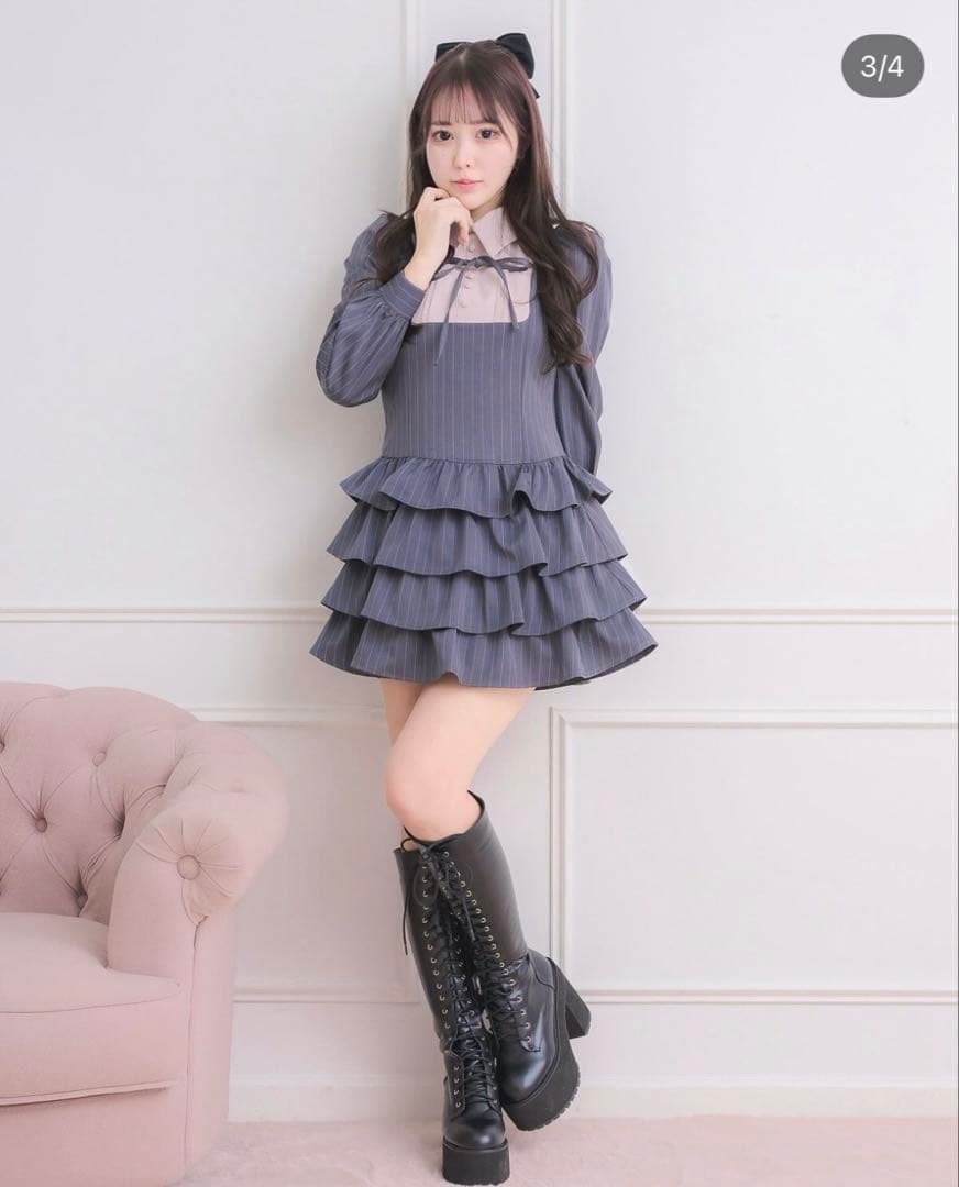 pium ピウム　ヨーク切り替えティアードミニワンピース グレー