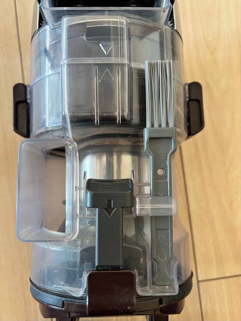 【美品】　パナソニック　サイクロン掃除機　クリーンセンサー　軽量