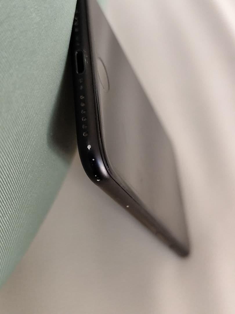 Apple iPhone SE2 ブラック 本体