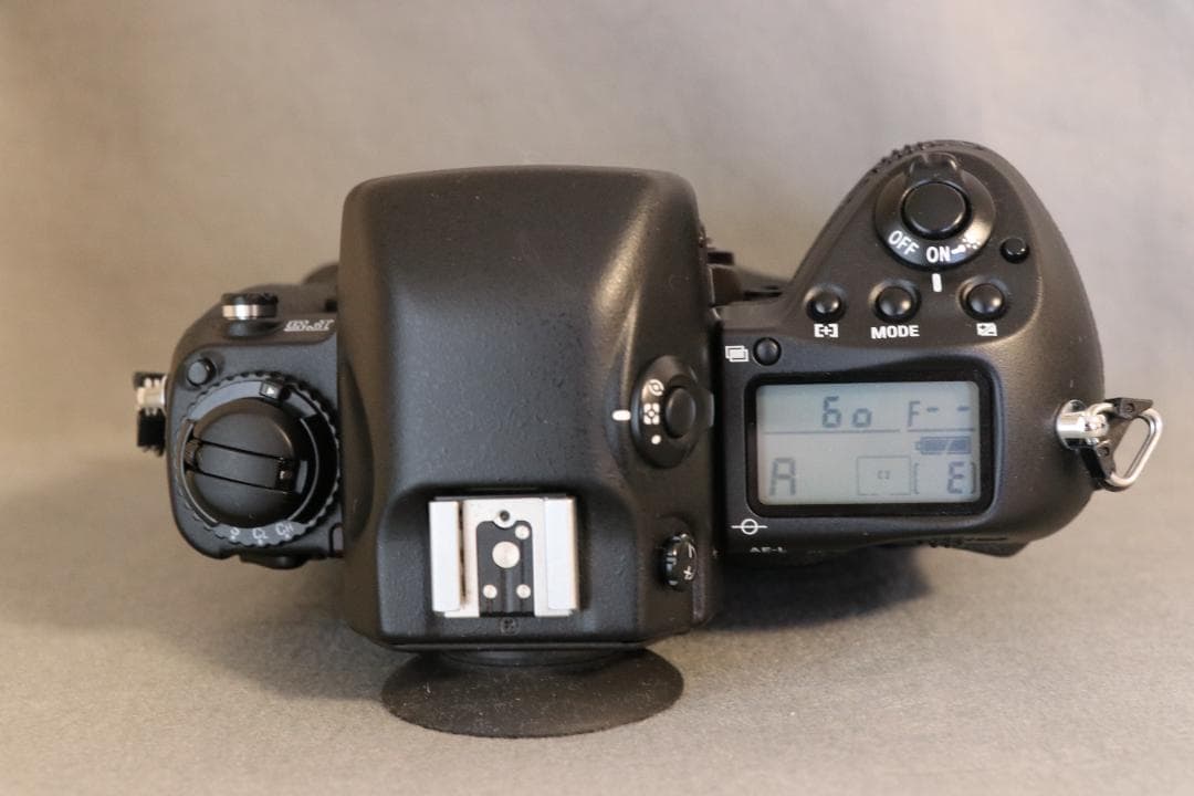 Nikon F5 一眼レフカメラ