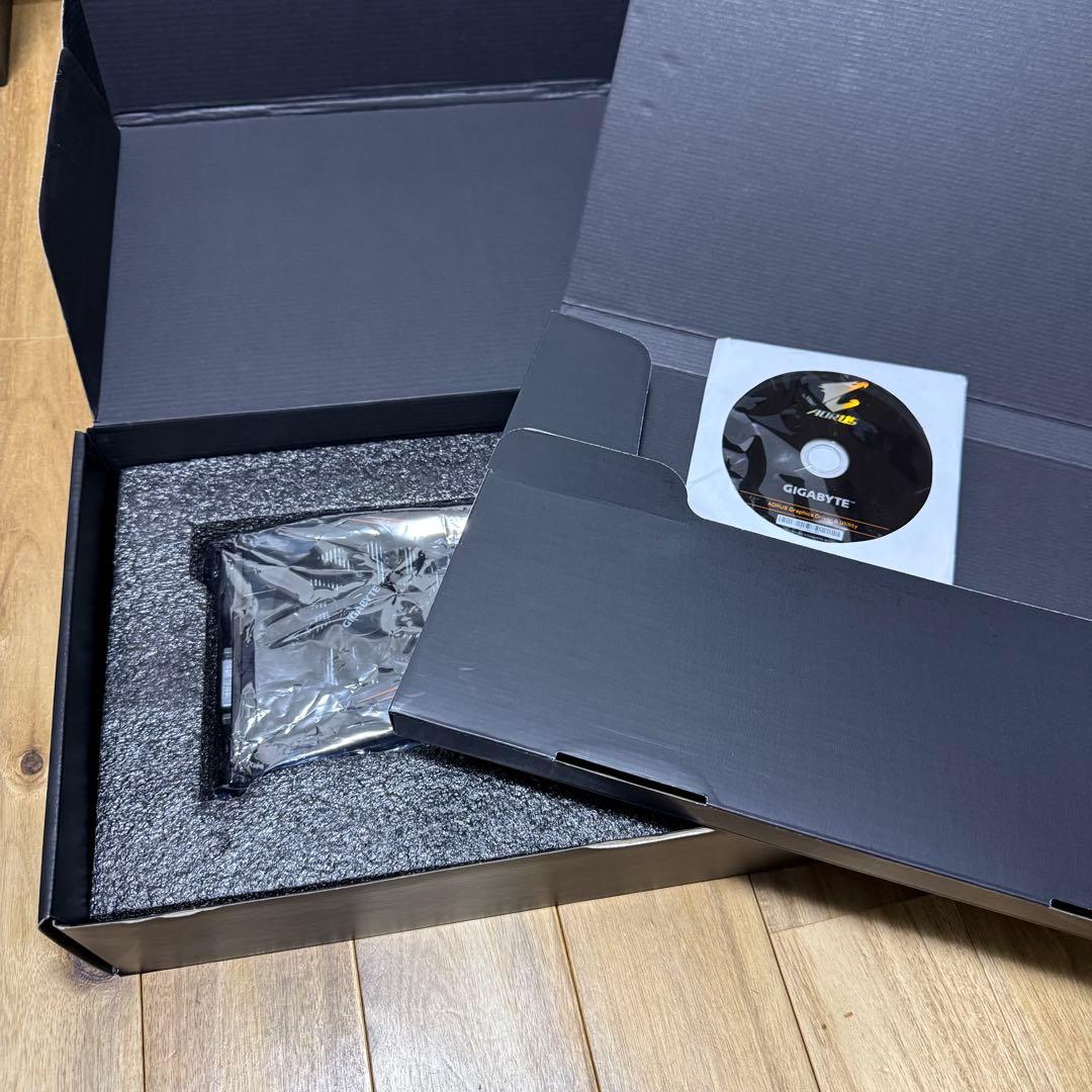 F*F様 【動作品】GIGABYTE GTX 1080 グラフィックボード 8G