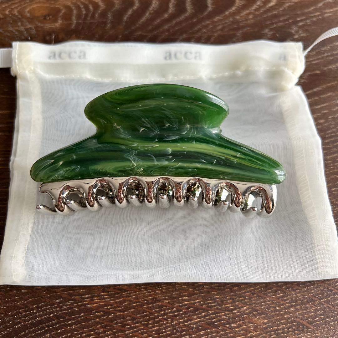 【お値下げしました】acca グリーン ヘアクリップ ラージ