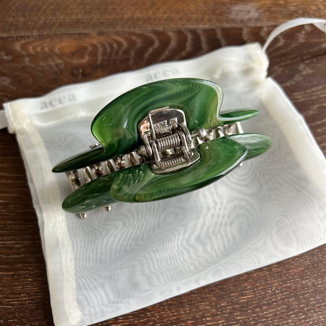 【お値下げしました】acca グリーン ヘアクリップ ラージ