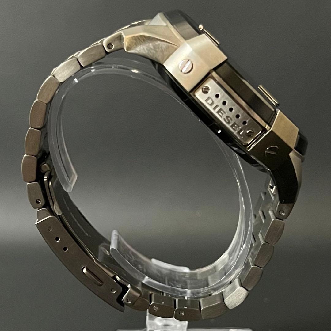 【トップガン/極美品/iPhone対応可】DIESEL DZT2004