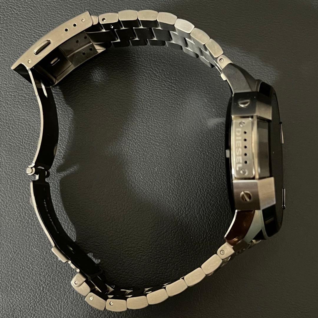 【トップガン/極美品/iPhone対応可】DIESEL DZT2004