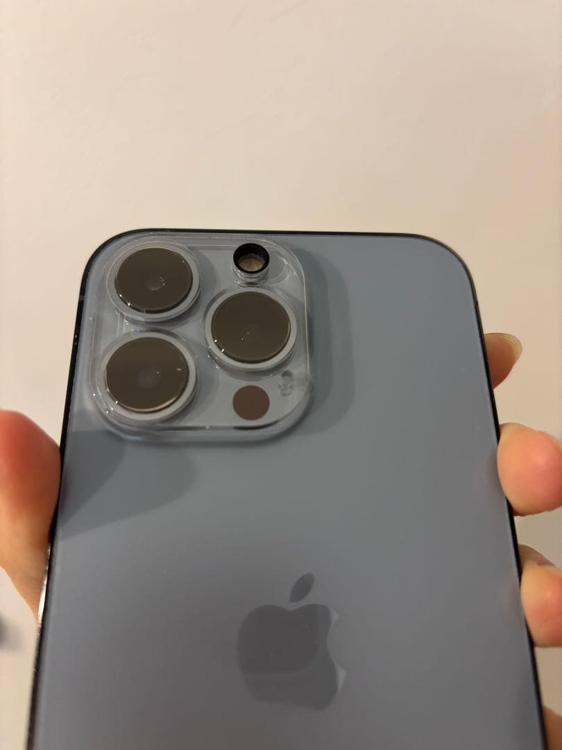 Apple iPhone 13 Pro 128GBシエラブルー　背面割れ有り