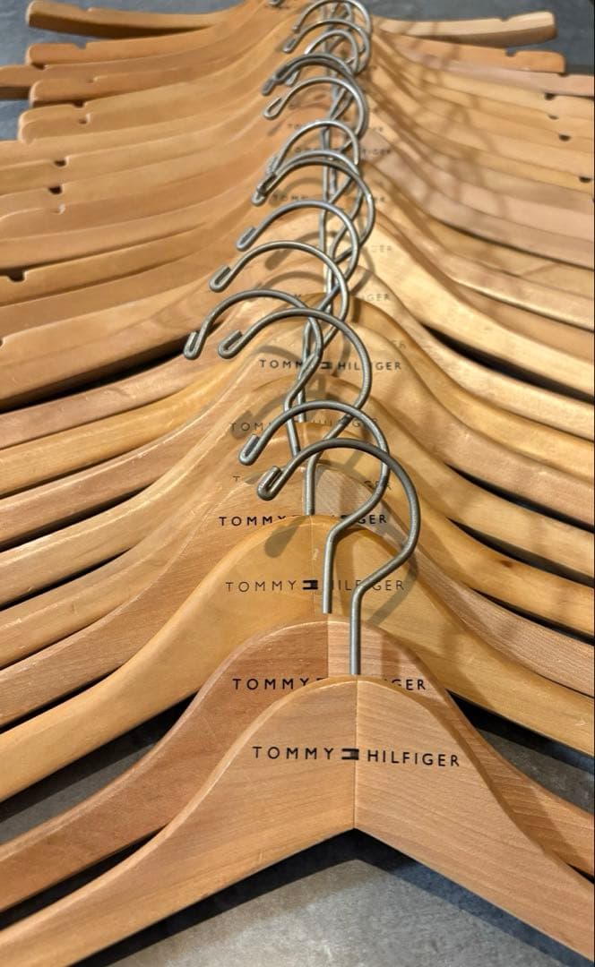 【売り切り】高級 トミーフィルガー ウッドハンガー 24+2 本 SET