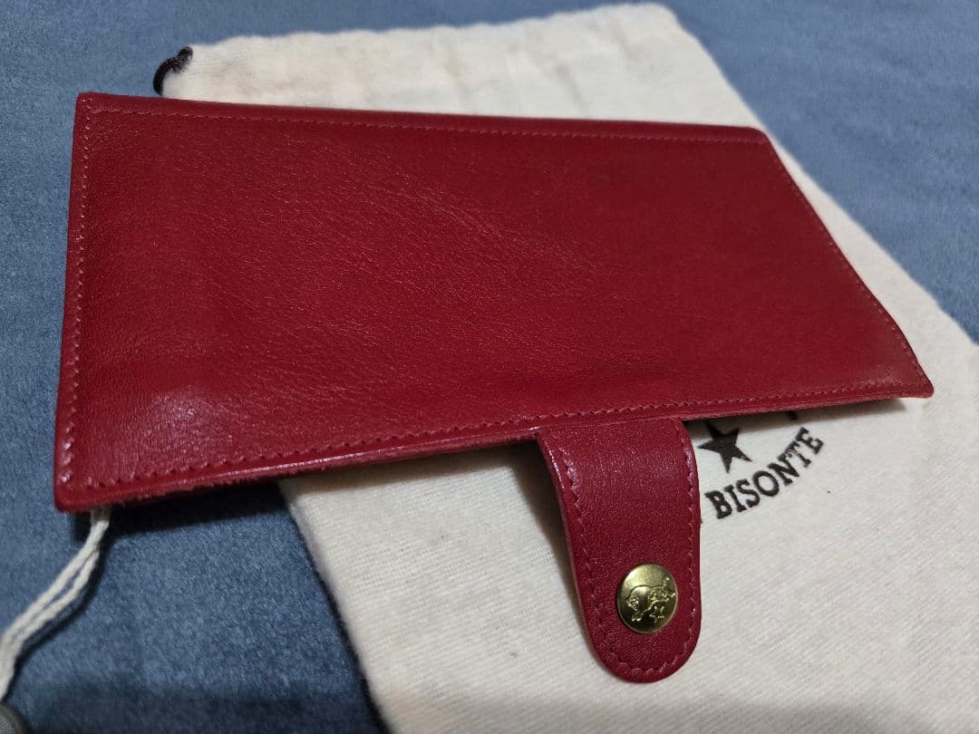 pom.pom❇️IL BISONTE 赤 レザー 長財布