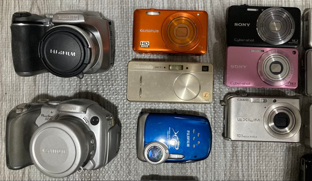 デジカメ28台まとめ売り　※動作未確認