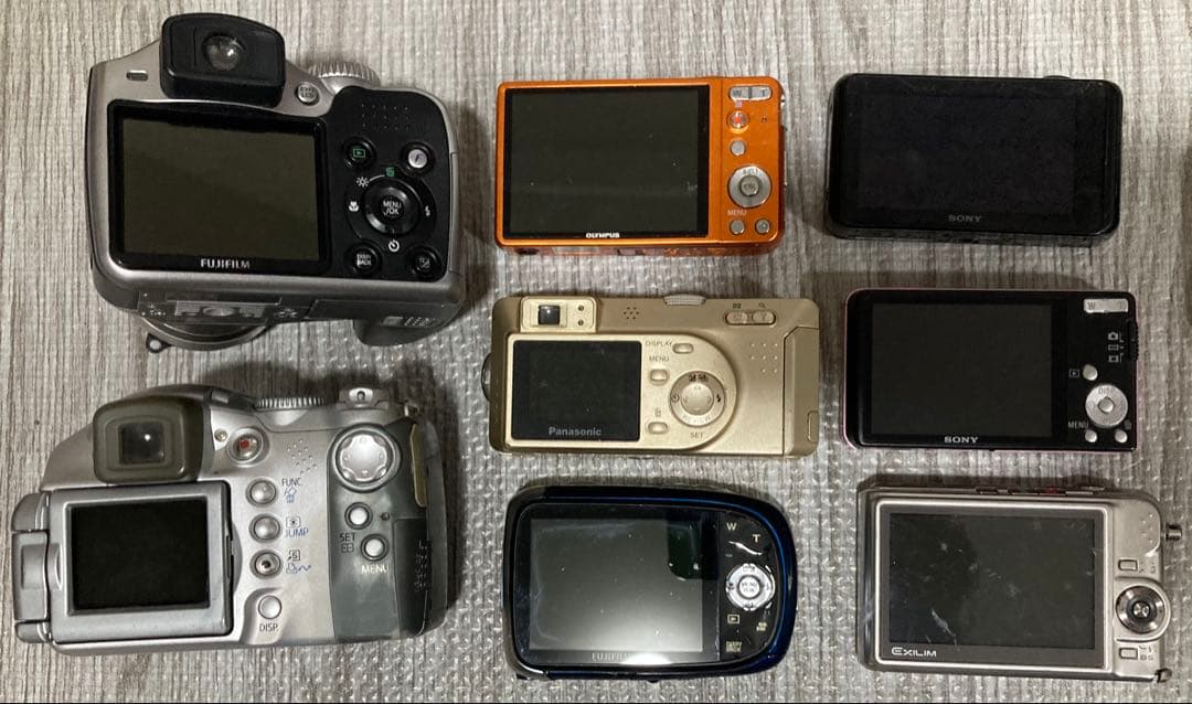 デジカメ28台まとめ売り　※動作未確認