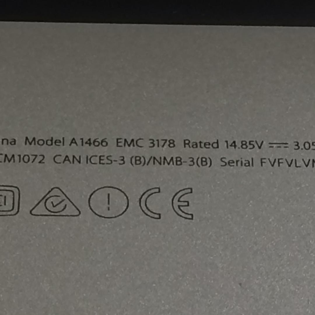 MacBook本体 MacBook Air (13-inch, 2017) 8G/256G VL