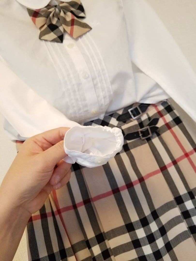 バーバリーキッズフォーマル 未使用近 美品 ベージュ リボンタイ 新品ソックス付