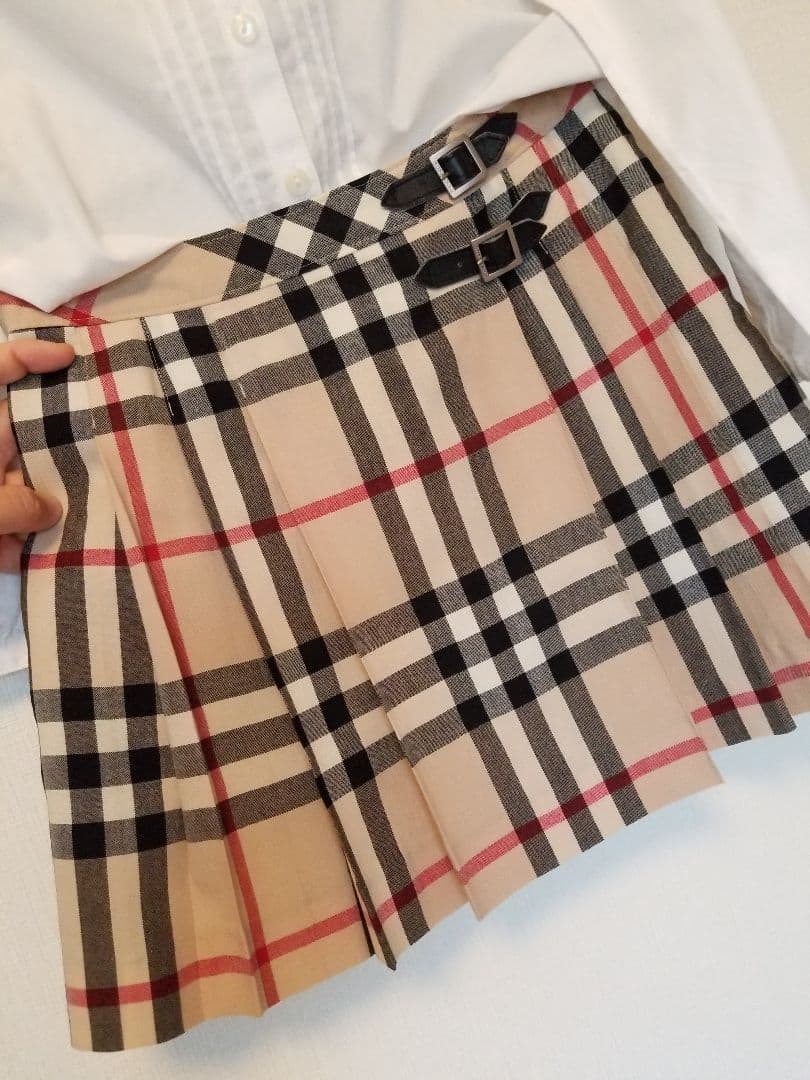 バーバリーキッズフォーマル 未使用近 美品 ベージュ リボンタイ 新品ソックス付