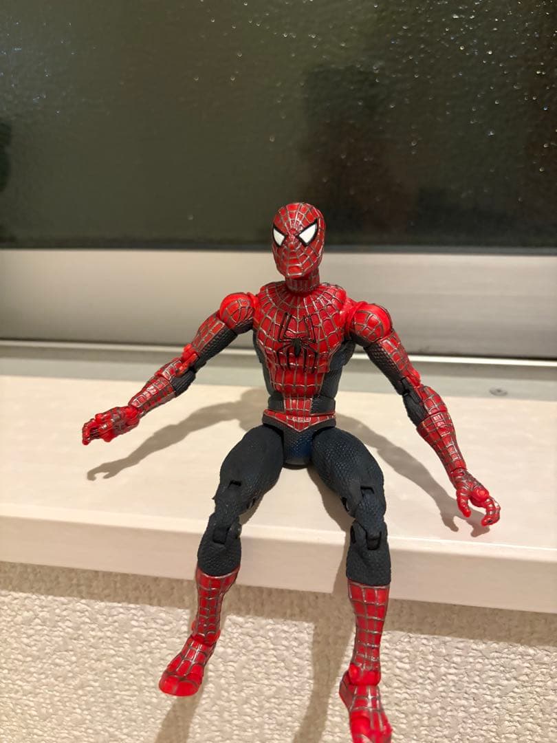 スパイダーマン フィギュア 赤黒 約15cm