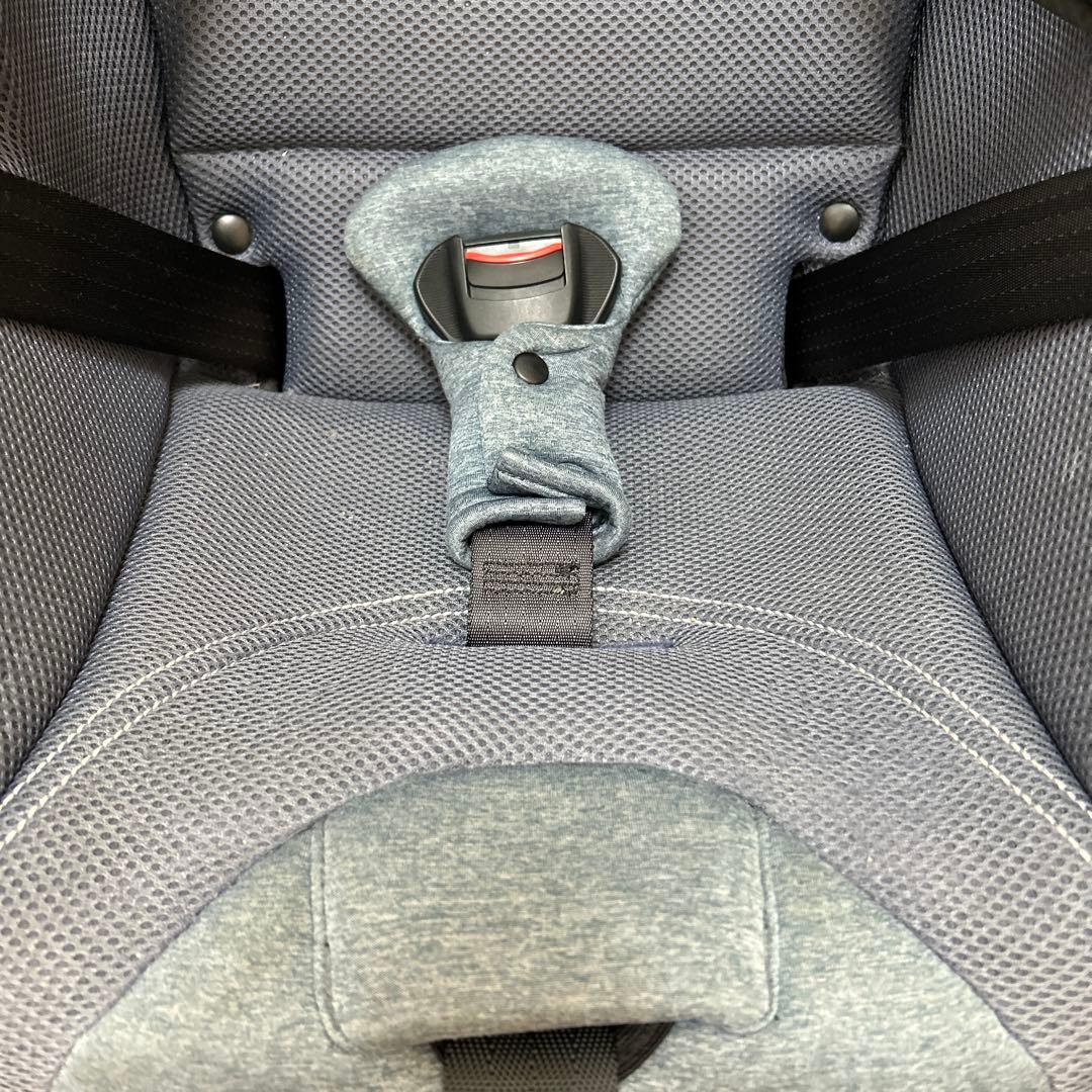 Aprica ISOFIX 車用チャイルドシート グレー