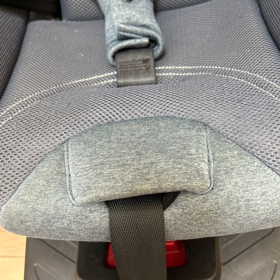 Aprica ISOFIX 車用チャイルドシート グレー
