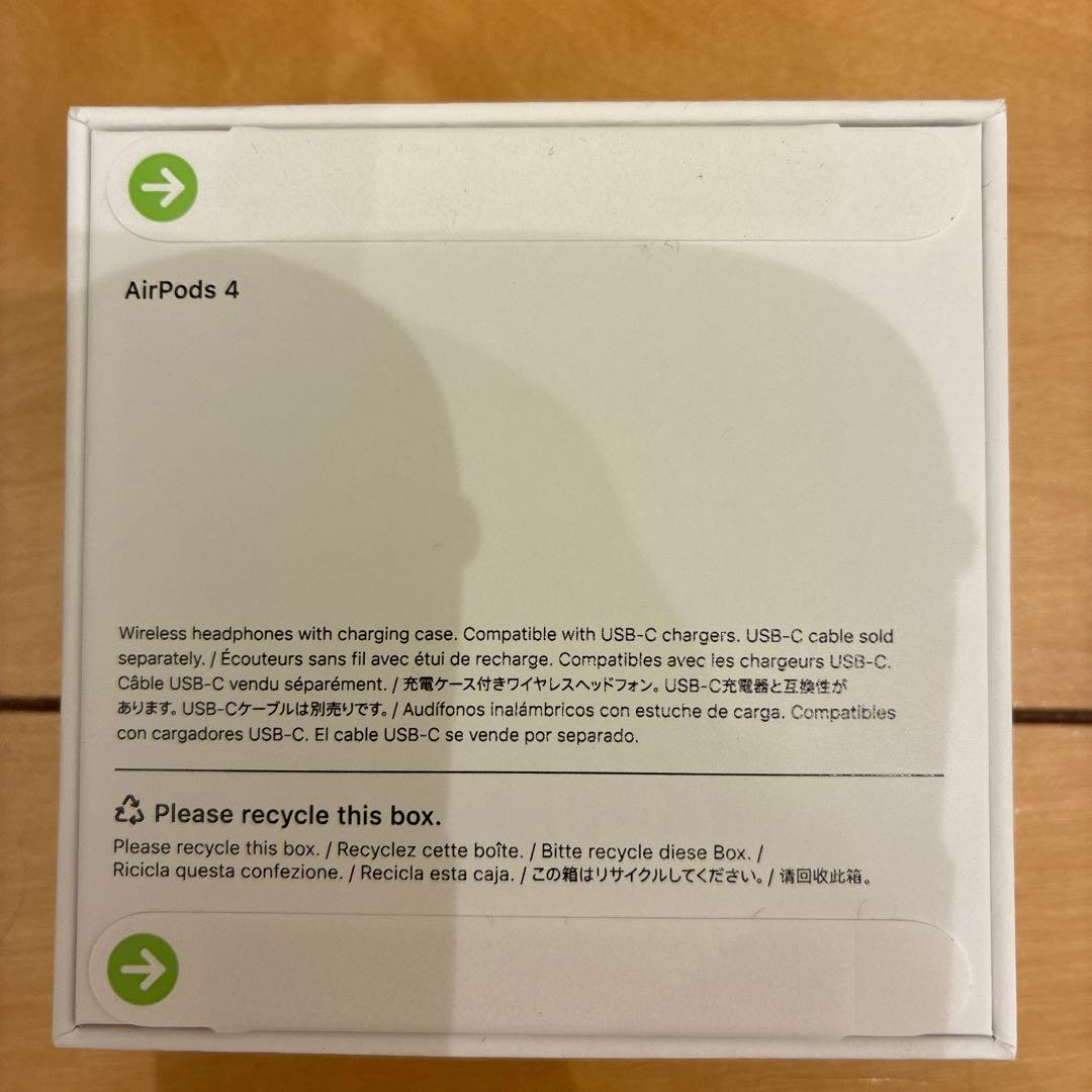 Apple AirPods 4 本体　新品