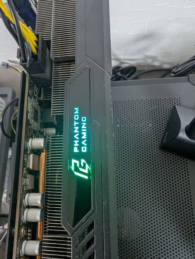 グラフィックボード・グラボ・ビデオカード AMD Radeon ASRock RX 5600 XT 6GB GDDR6