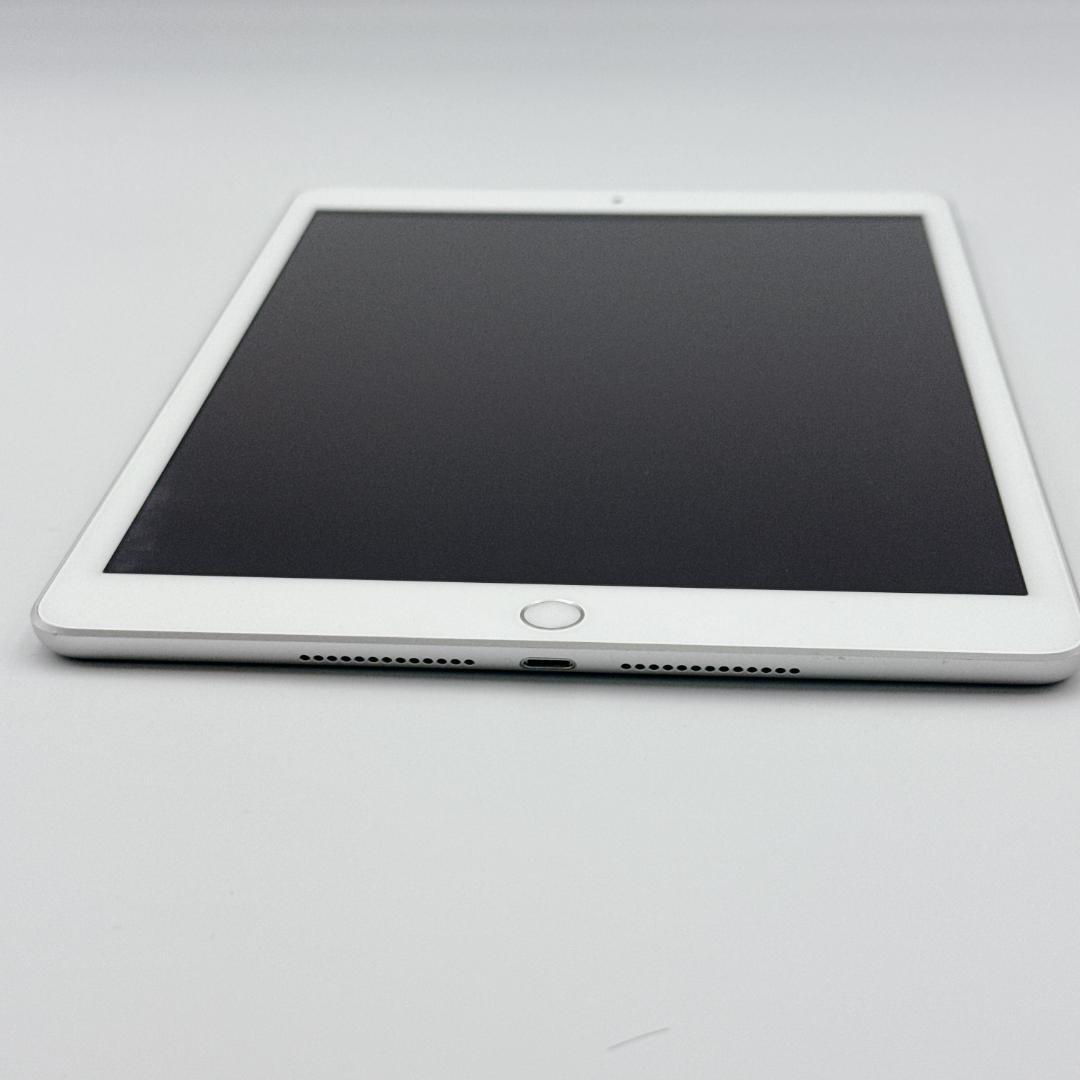 【美品】Apple iPad 第7世代 128GB Cellularモデル