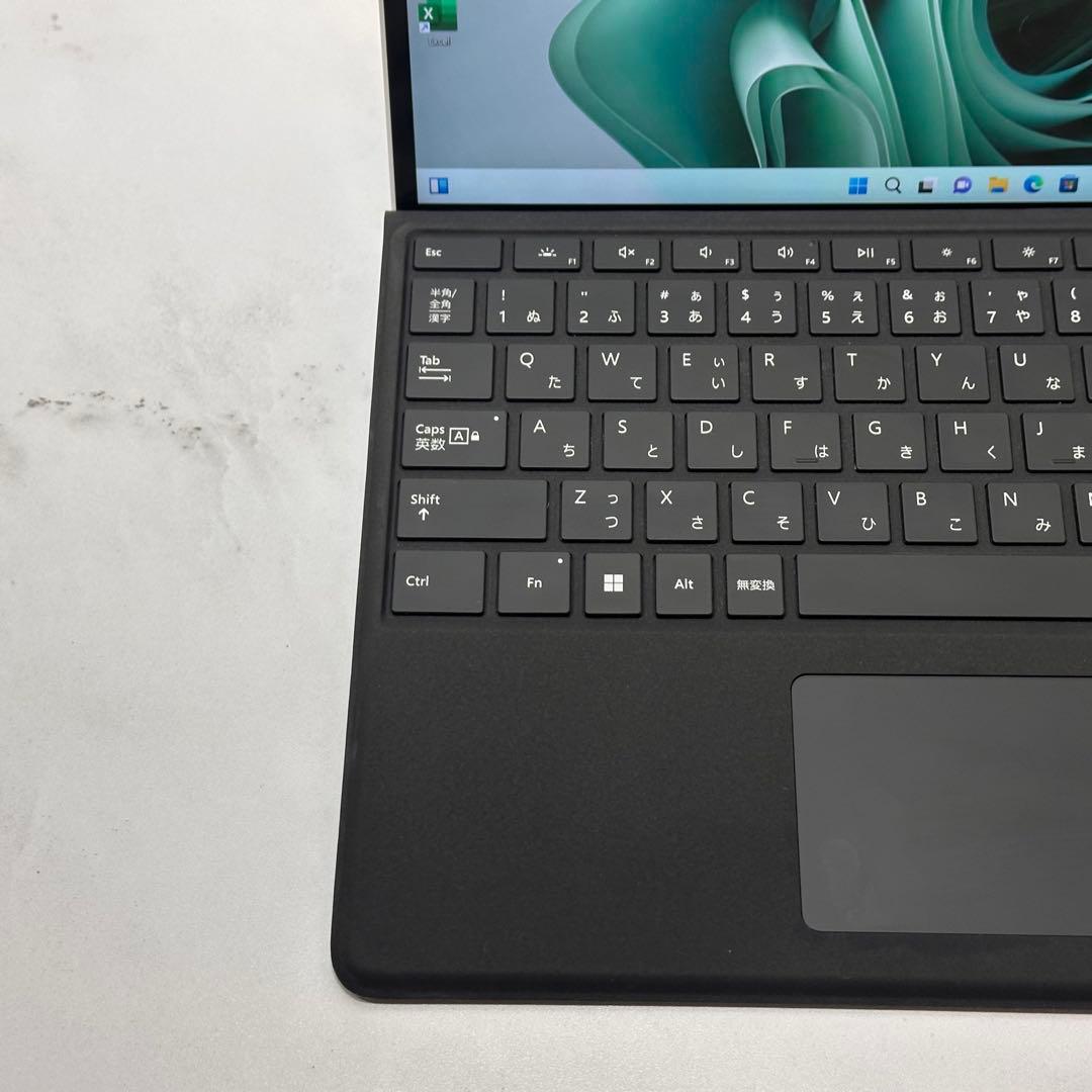 【準新品】【化粧箱付】Surface Pro9 Corei5/8GB/256GB