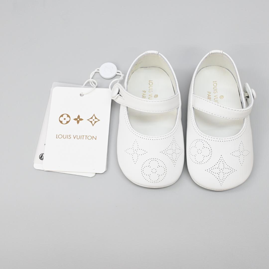 ■ □ 45807★ ルイヴィトン キッズシューズ レザー モノグラム 18