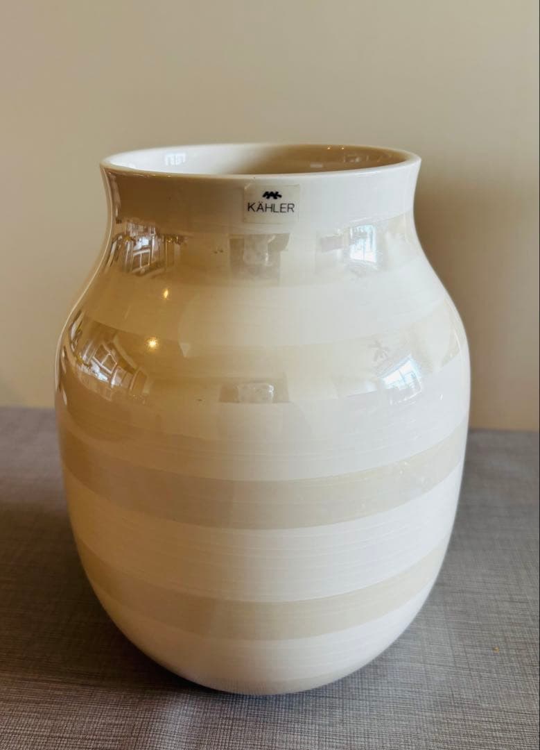 美品 Kähler Omaggio Mサイズ パール ホワイト花瓶 オマジオ