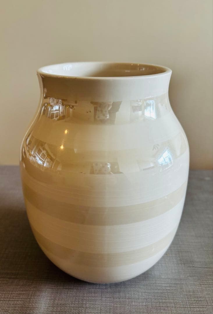 美品 Kähler Omaggio Mサイズ パール ホワイト花瓶 オマジオ