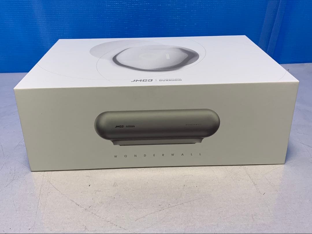 G12-08-2⭐️ 新品未使用　超短焦点プロジェクター O1 J78-4D0