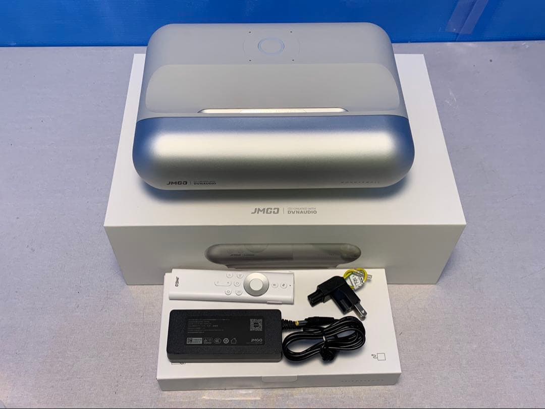 G12-08-2⭐️ 新品未使用　超短焦点プロジェクター O1 J78-4D0