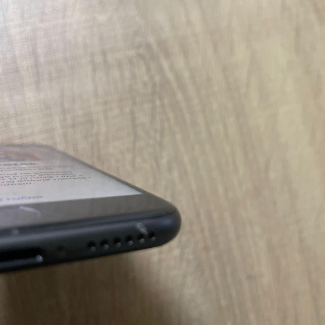 iPhone8 64GB スペースグレー