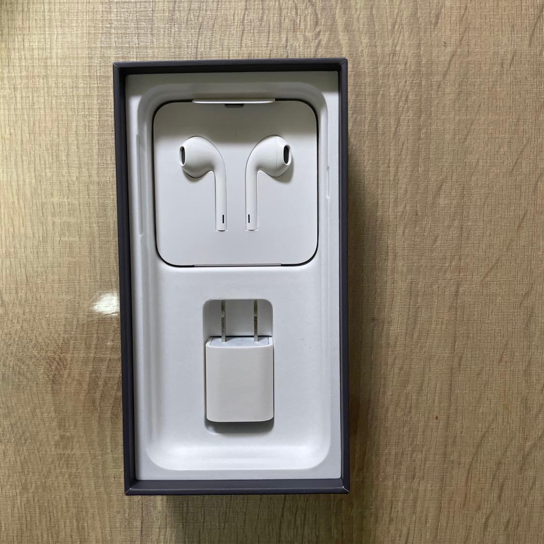 iPhone8 64GB スペースグレー