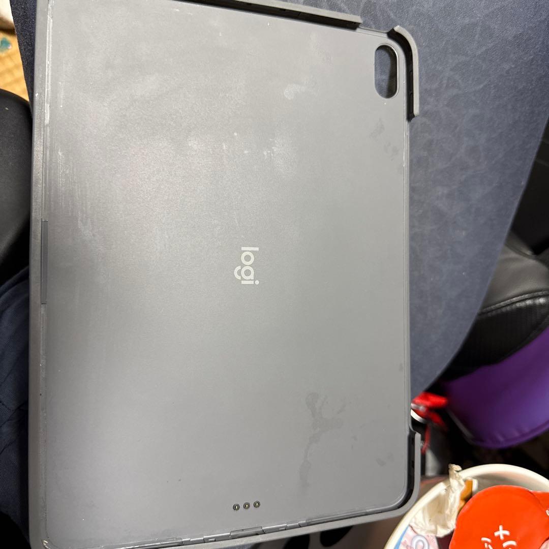 Logitech Combo Touch 　iPad Air m2 11インチ用