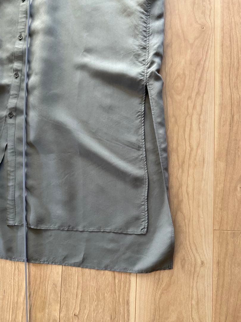 ATON グレー ボタンアップシャツワンピース