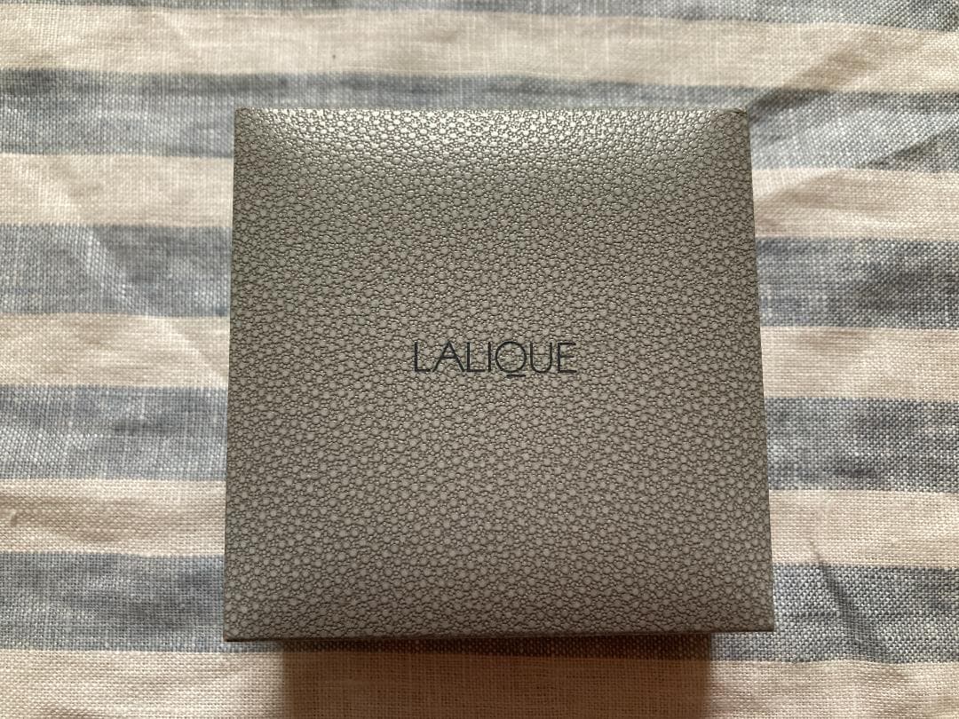 【LALIQUE】ミュゲ　すずらん　ピンブローチ