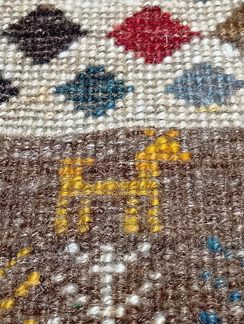 ペルシャ絨毯　ギャッベ　座布団　手織り　イラン　丸(71)