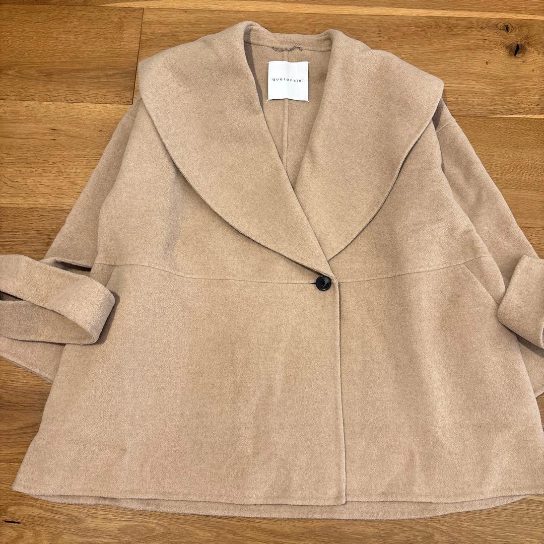 quaranciel リバーケープショートコート ウール混ベルト付ベージュ