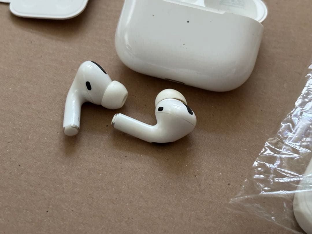 Apple AirPods Pro（第1世代）純正　正規品　おまけあり