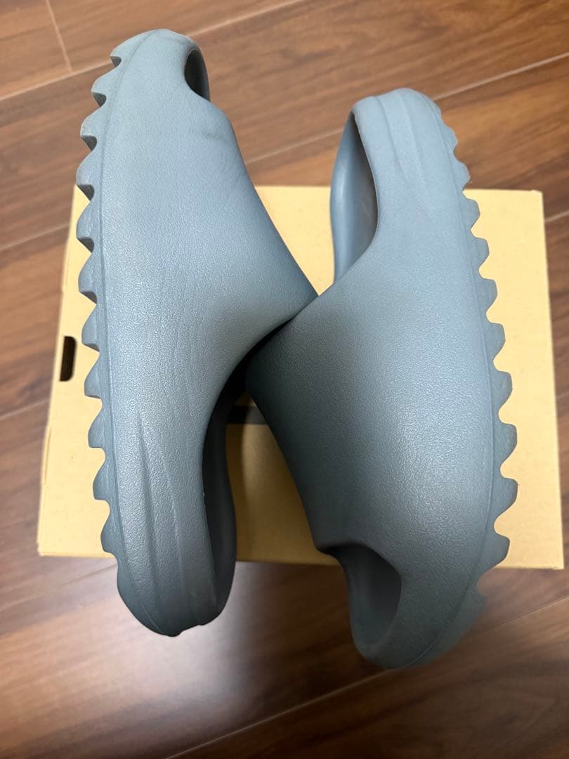 ADIDAS YZY SLIDE スレートマリン