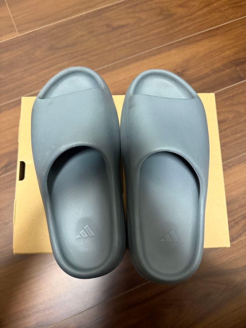 ADIDAS YZY SLIDE スレートマリン