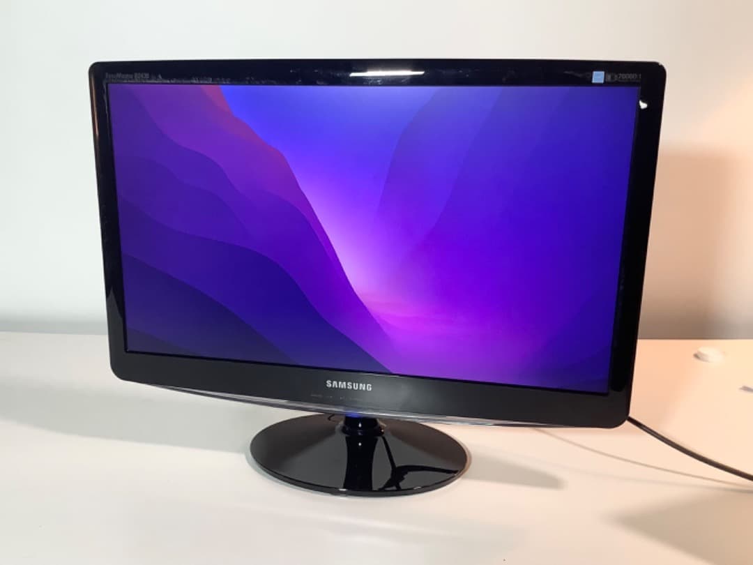 Samsung　B2430H　24インチモニター