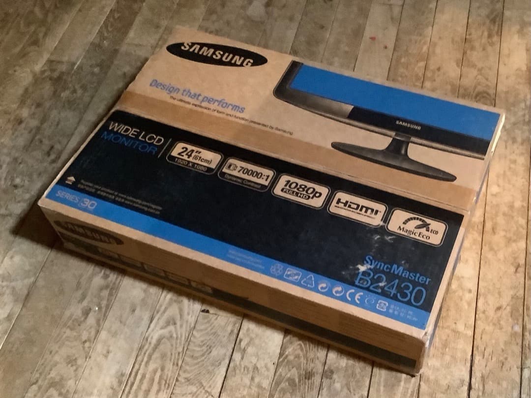 Samsung　B2430H　24インチモニター