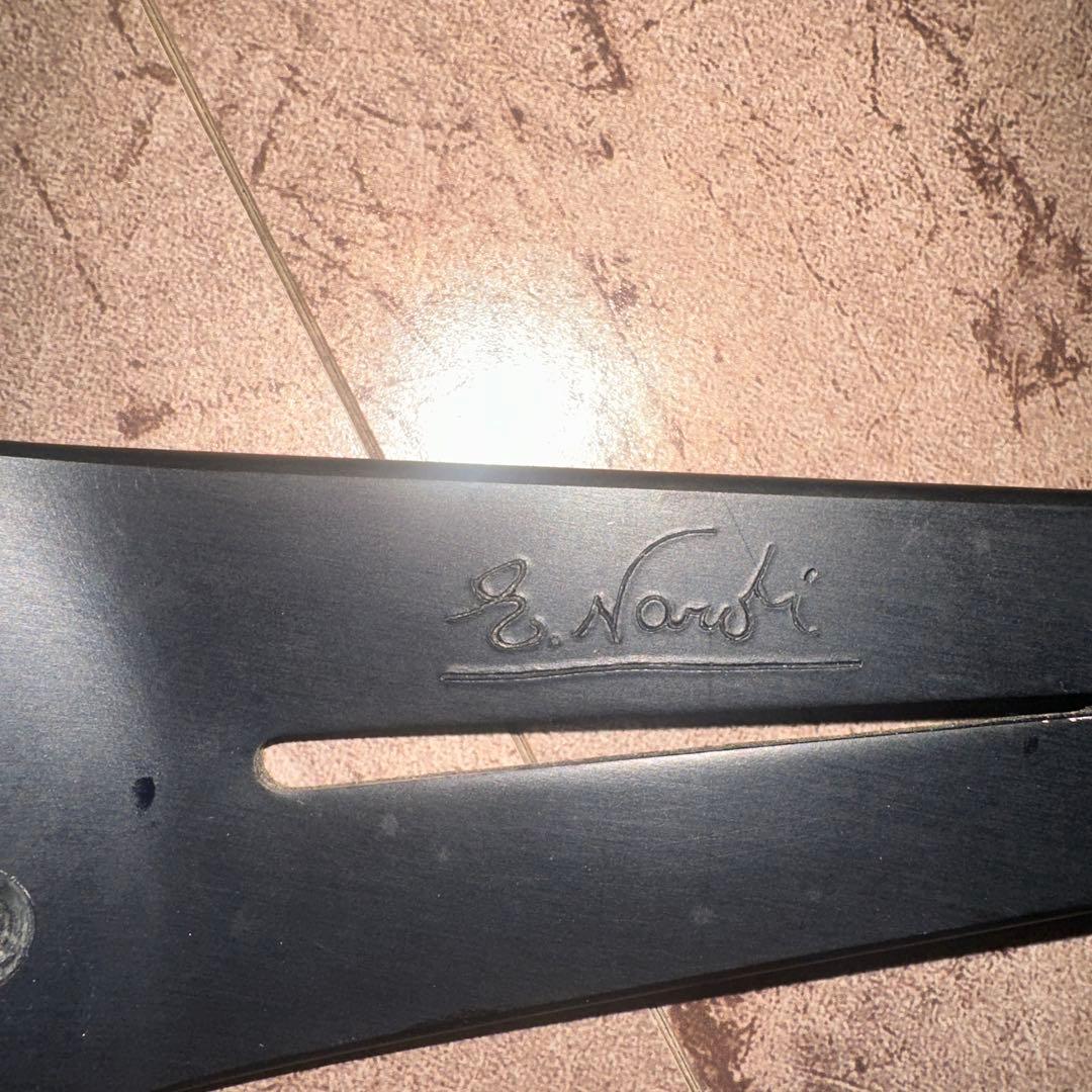 ナルディステアリング　ラリー　35π パンチングレザー　正規品