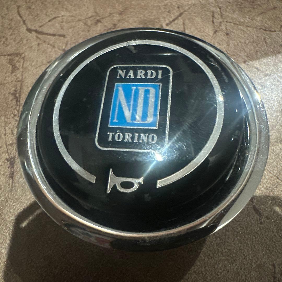 ナルディステアリング　ラリー　35π パンチングレザー　正規品