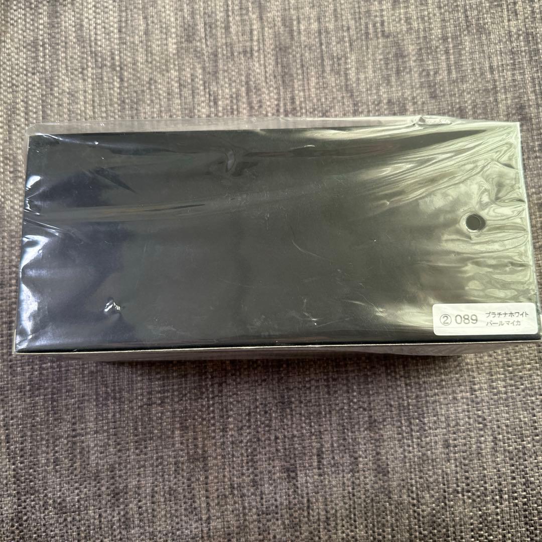 ランドクルーザー250 カラーサンプル　ホワイト