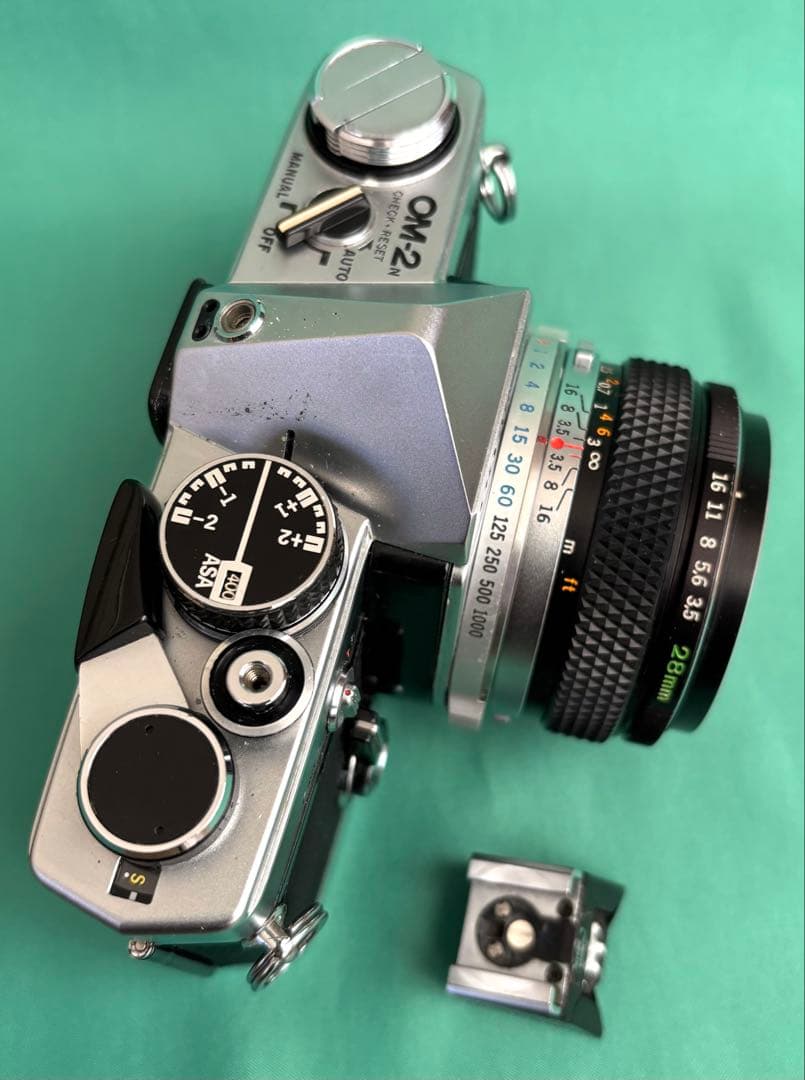 ★ OLYMPUS OM-2N + 広角レンズ 28mm