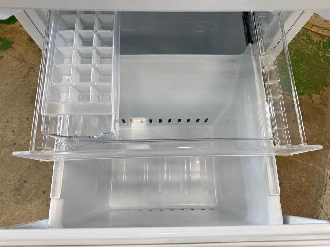 大阪送料無料★3か月保障付き★冷蔵庫★2024年★YRZ-F15LW★IR795